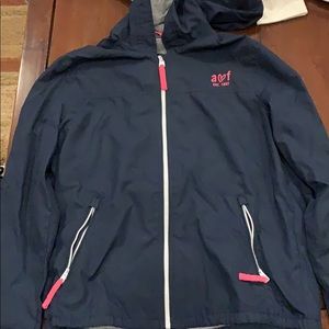 Raincoat/windbreaker